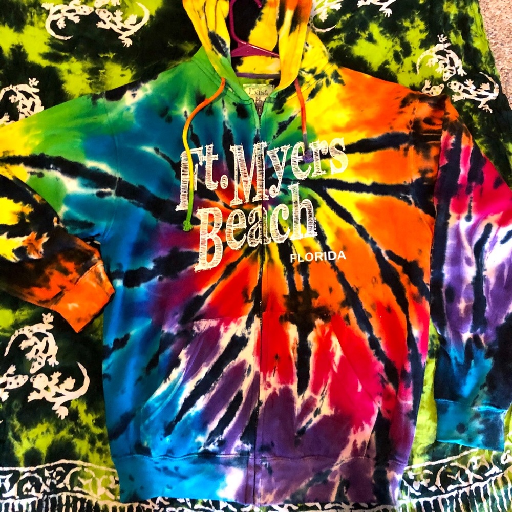 Alternative Dark Tye dye Zip up sweater VNTG